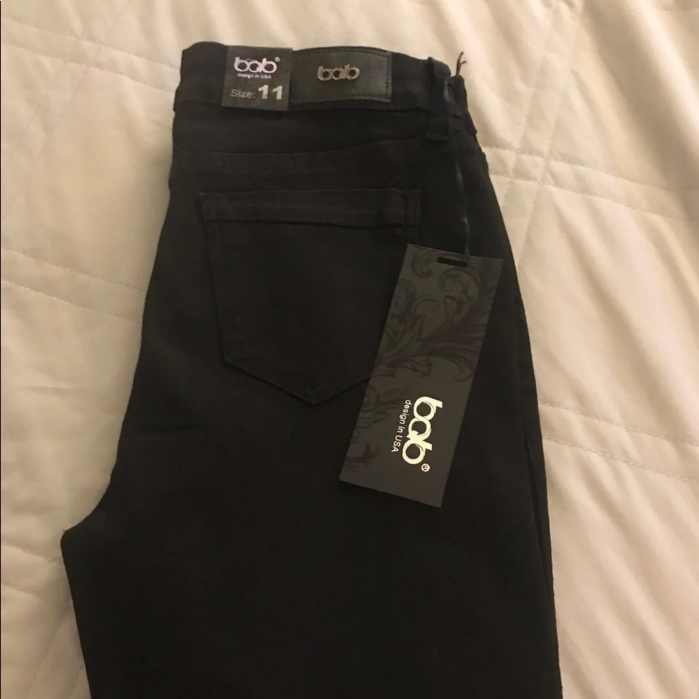 Jeans - Picture 2 of 3